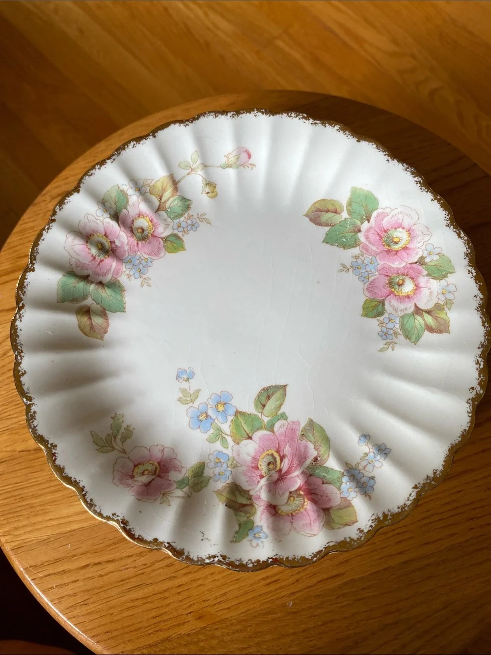 Vtg Limoge China Rose Scalloped 7 1/4” Dessert/Bread/Salad Plates set of 8